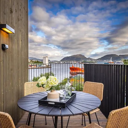 Luxurious Seafront W/free Parking *